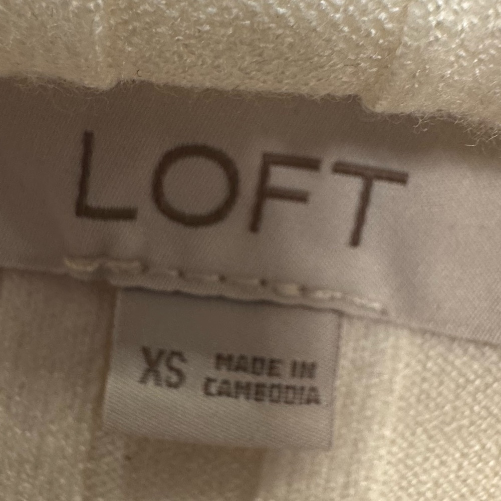 LOFT Ivory Ribbed Knit Top - Picture 2 of 2